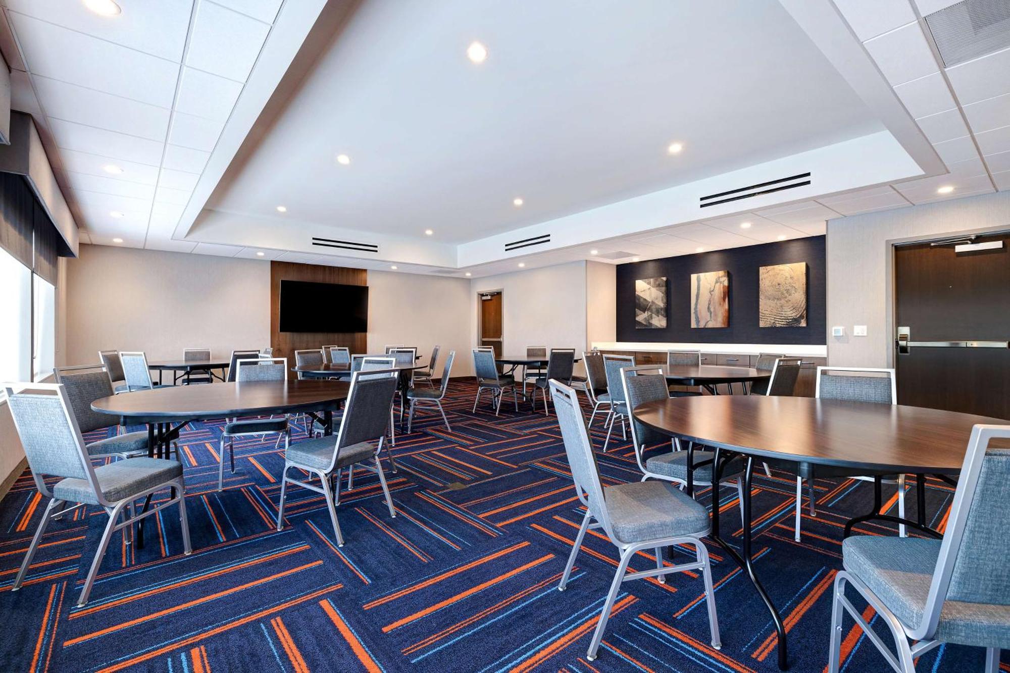 Hampton Inn Crown Point, In Kültér fotó