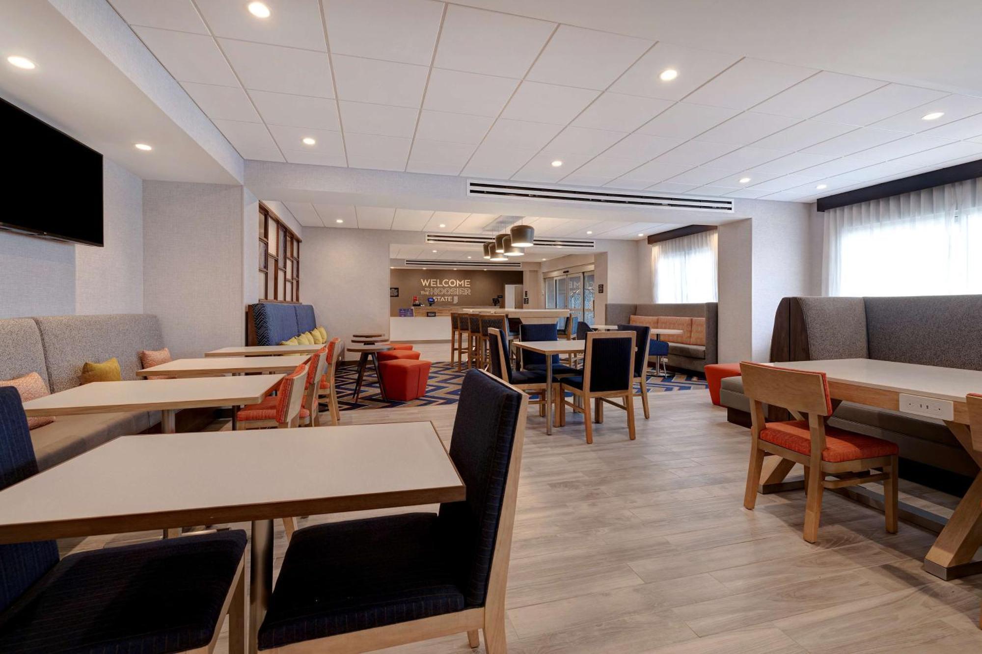 Hampton Inn Crown Point, In Kültér fotó